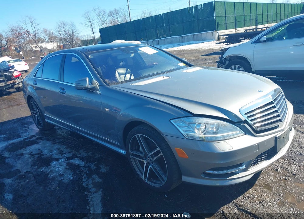 2012 MERCEDES-BENZ S 550 4MATIC VIN: WDDNG9EB0CA472462