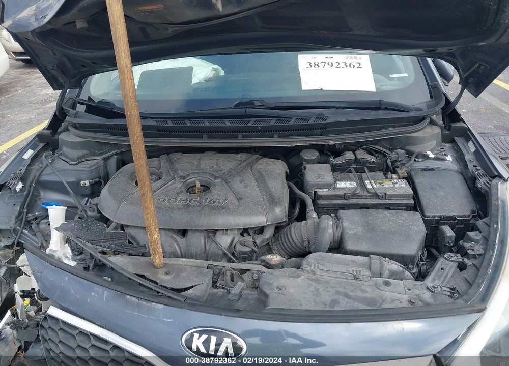 2016 KIA FORTE LX VIN: KNAFK4A61G5568802