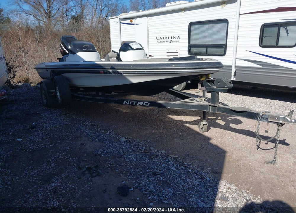2011 NITRO BASSBOAT VIN: BUJ30135A111