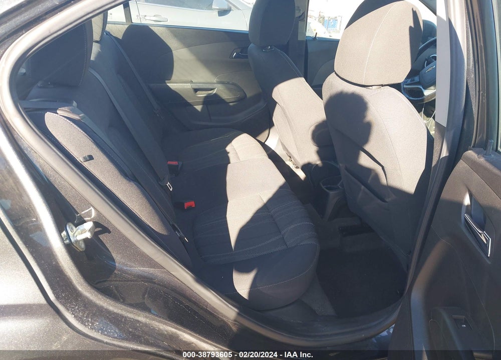 2018 CHEVROLET SONIC LT AUTO VIN: 1G1JD5SHXJ4102045