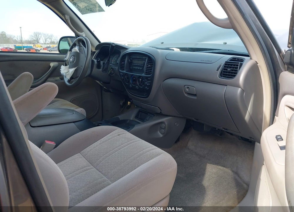 2006 TOYOTA TUNDRA SR5 V8 VIN: 5TBET34126S552406