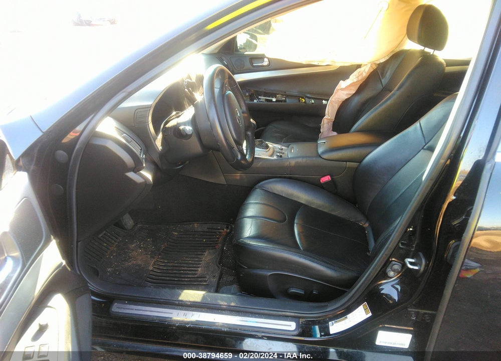 2015 INFINITI Q40 VIN: JN1CV6AR8FM524449