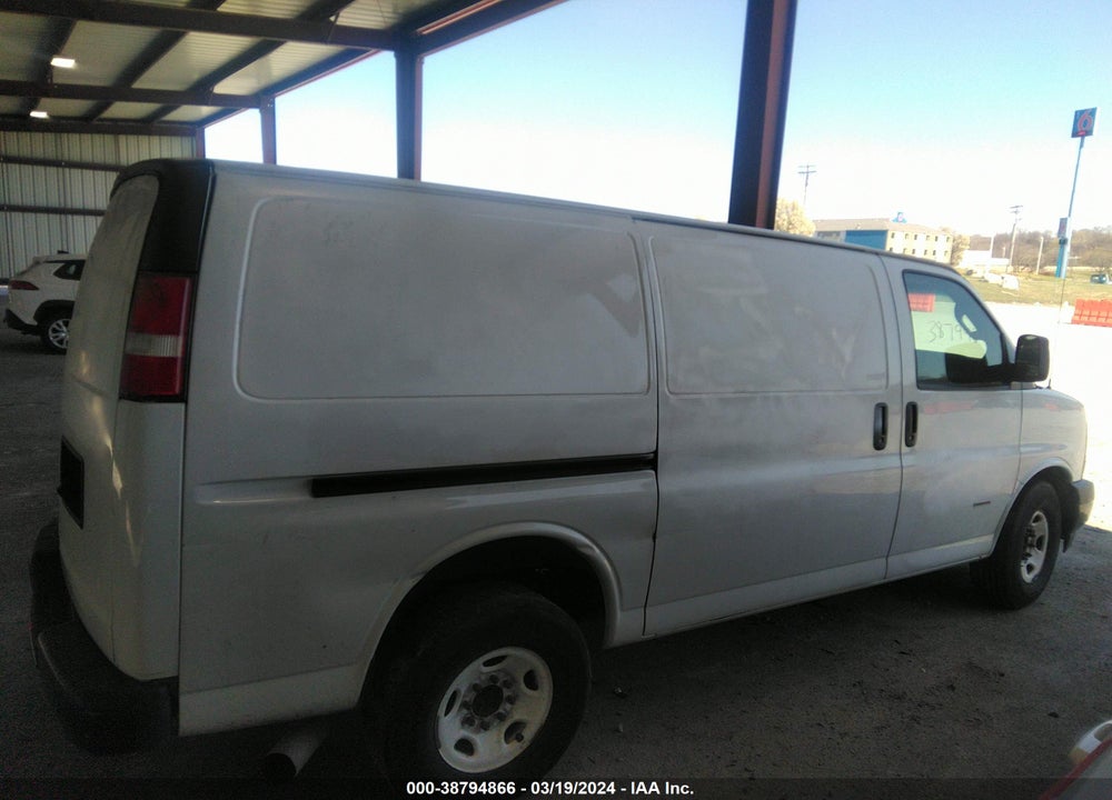 2017 CHEVROLET EXPRESS 2500 WORK VAN VIN: 1GCWGAF16H1203203