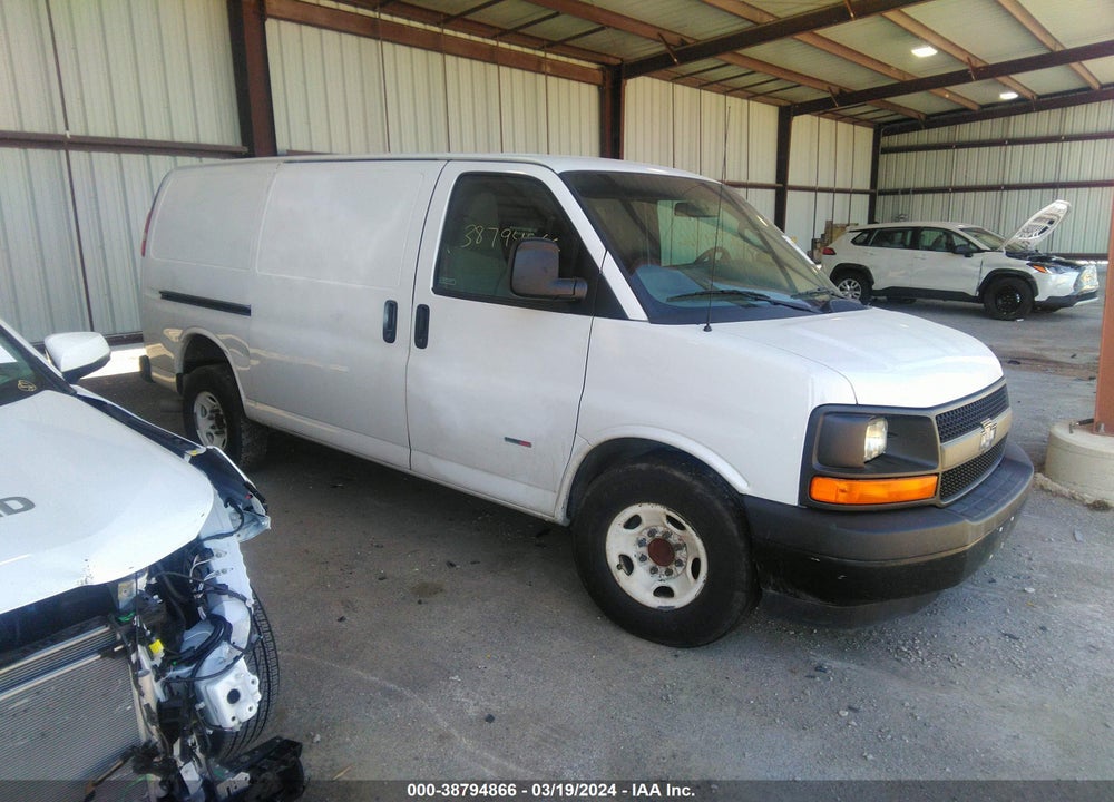 2017 CHEVROLET EXPRESS 2500 WORK VAN VIN: 1GCWGAF16H1203203