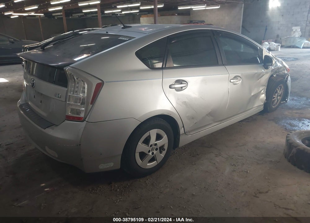 2010 TOYOTA PRIUS VIN: JTDKN3DU3A1010705