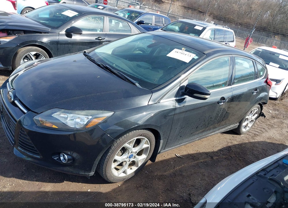 2012 FORD FOCUS TITANIUM VIN: 1FAHP3N26CL127029
