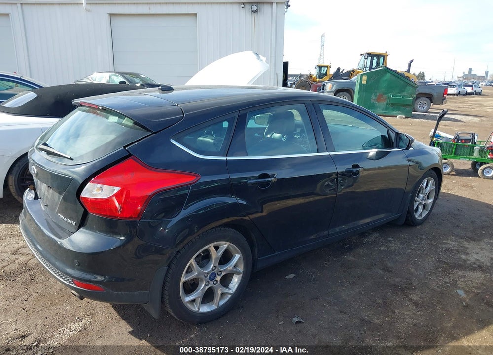 2012 FORD FOCUS TITANIUM VIN: 1FAHP3N26CL127029
