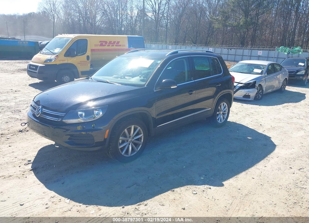 2017 VOLKSWAGEN TIGUAN 2.0T WOLFSBURG EDITION VIN: WVGRV7AX0HK009547