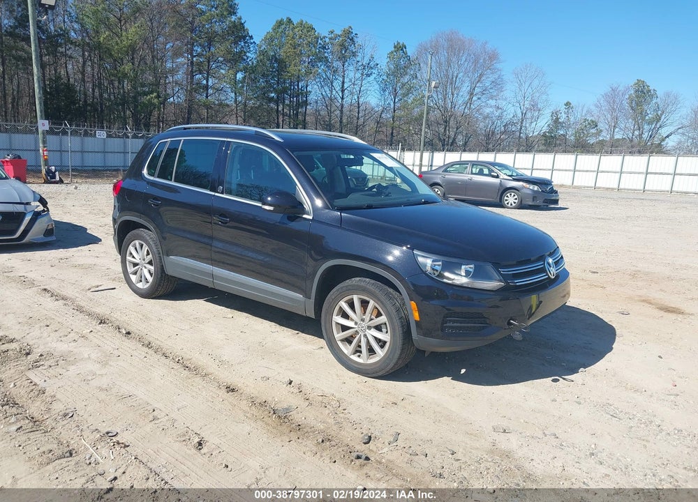 2017 VOLKSWAGEN TIGUAN 2.0T WOLFSBURG EDITION VIN: WVGRV7AX0HK009547