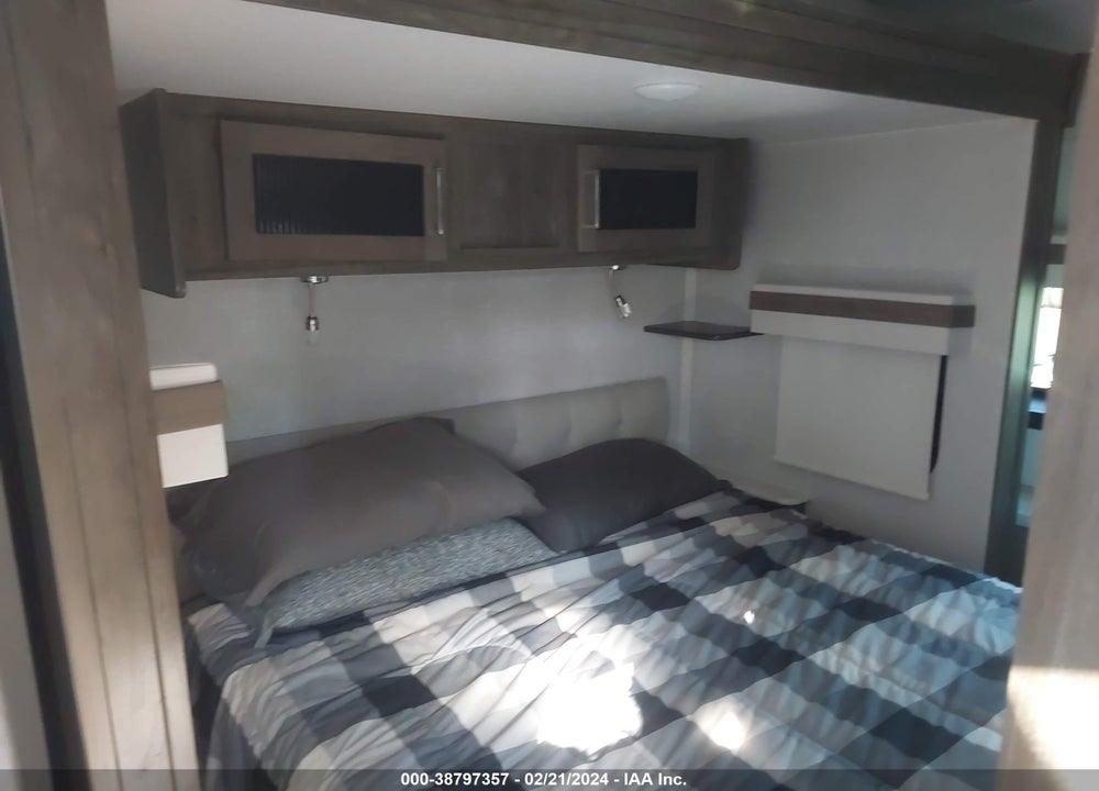 2022 FOREST RIVER TRAVEL TRLR VIN: 4X4TRLN22N1898076