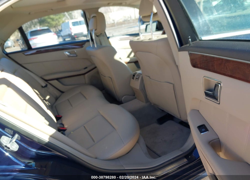 2011 MERCEDES-BENZ E 350 4MATIC VIN: WDDHF8HB4BA411099