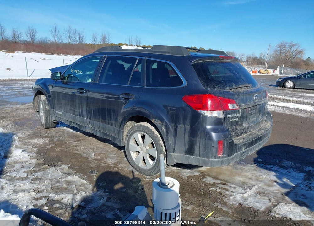 2010 SUBARU OUTBACK 2.5I PREMIUM VIN: 4S4BRBGC4A3353217