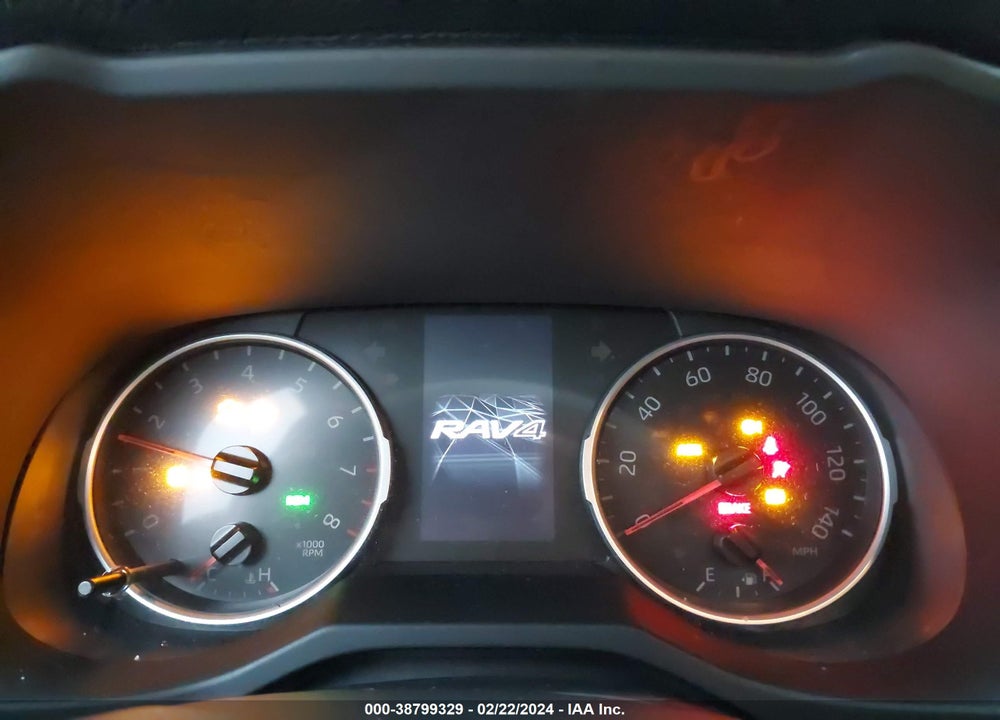 2019 TOYOTA RAV4 XLE PREMIUM VIN: JTMC1RFVXKD040597
