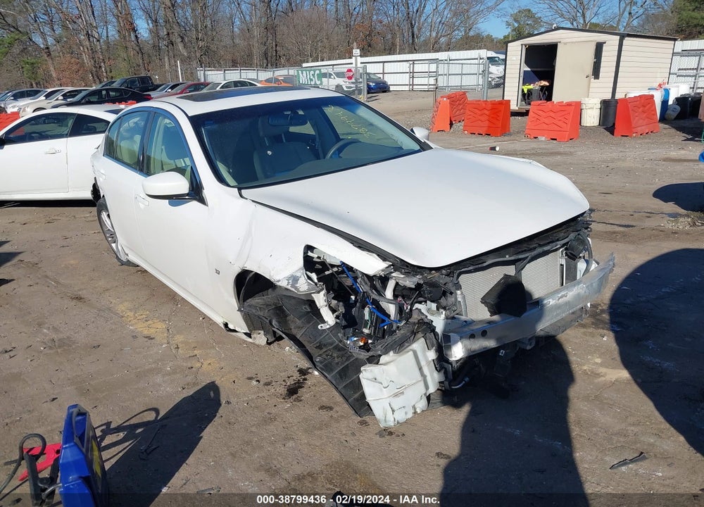 2015 INFINITI Q40 VIN: JN1CV6APXFM501401