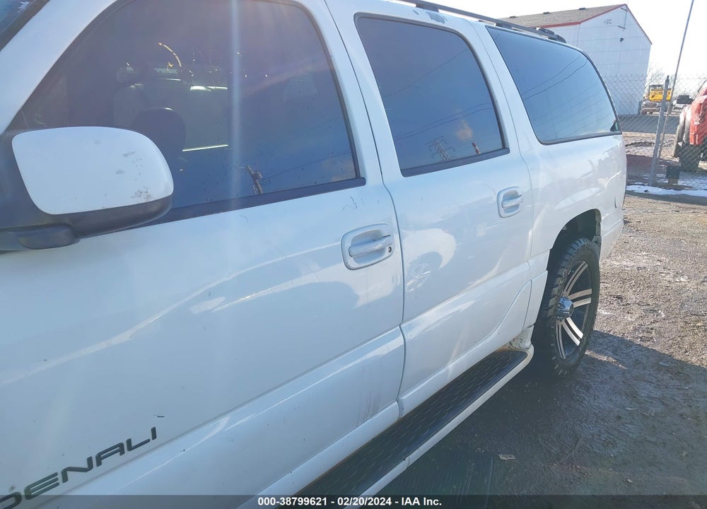 2005 GMC YUKON XL 1500 DENALI VIN: 1GKFK66U15J224515