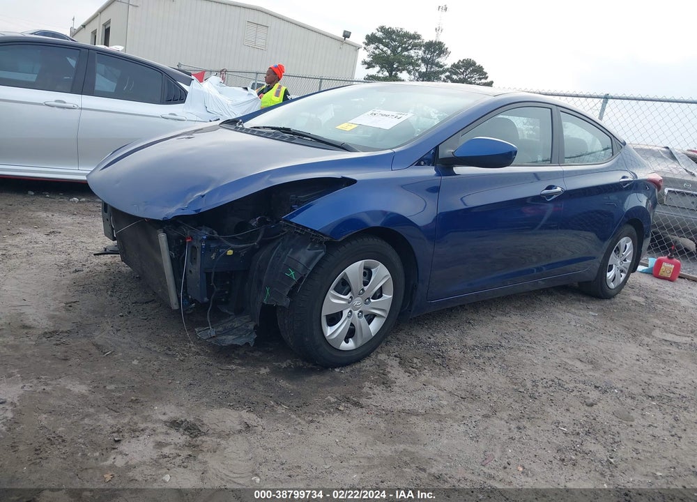 2016 HYUNDAI ELANTRA SE VIN: 5NPDH4AE5GH729135