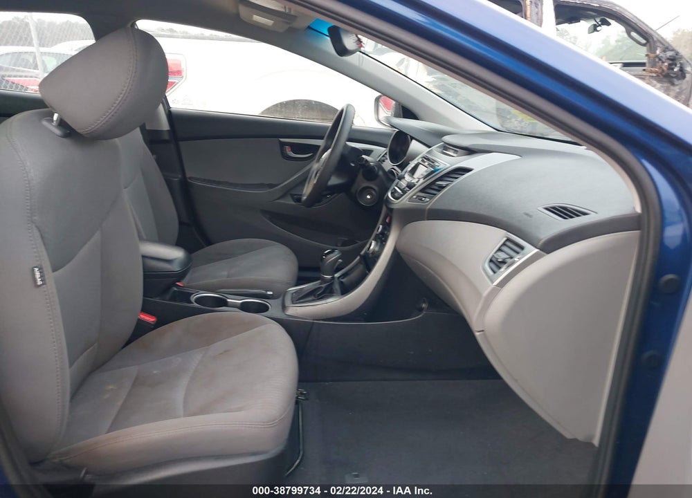 2016 HYUNDAI ELANTRA SE VIN: 5NPDH4AE5GH729135