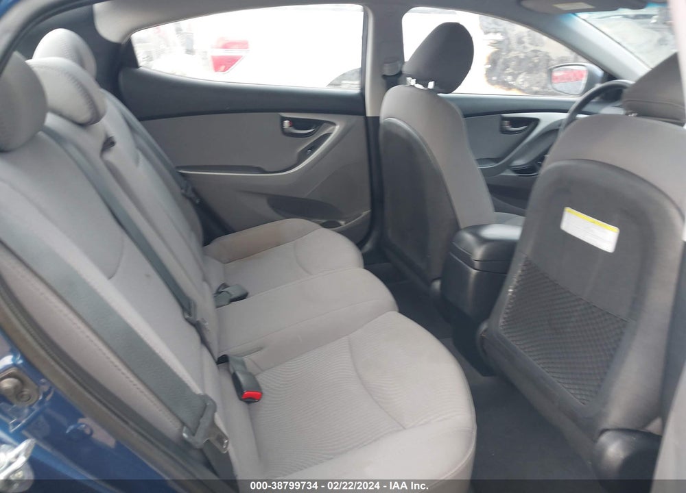 2016 HYUNDAI ELANTRA SE VIN: 5NPDH4AE5GH729135