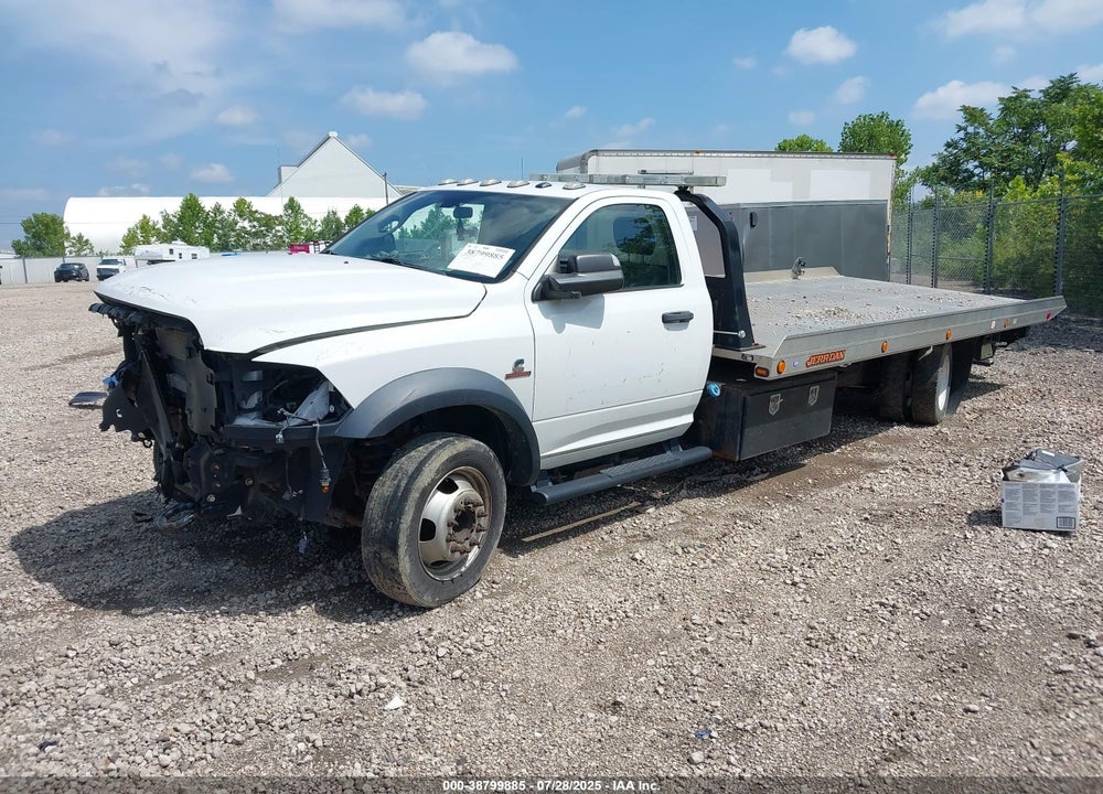 2018 RAM 5500 CHASSIS TRADESMAN/SLT VIN: 3C7WRNDL9JG317471