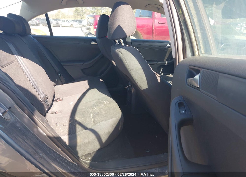 2014 VOLKSWAGEN JETTA 2.0L S VIN: 3VW2K7AJ3EM355751