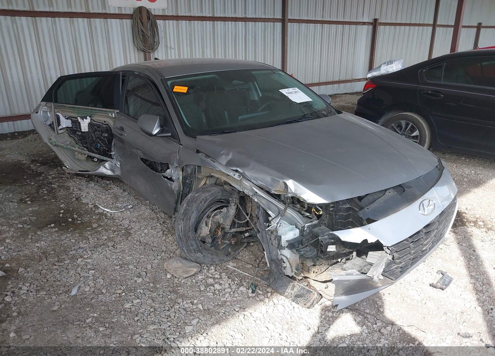 2022 HYUNDAI ELANTRA SEL VIN: 5NPLM4AG5NH064498