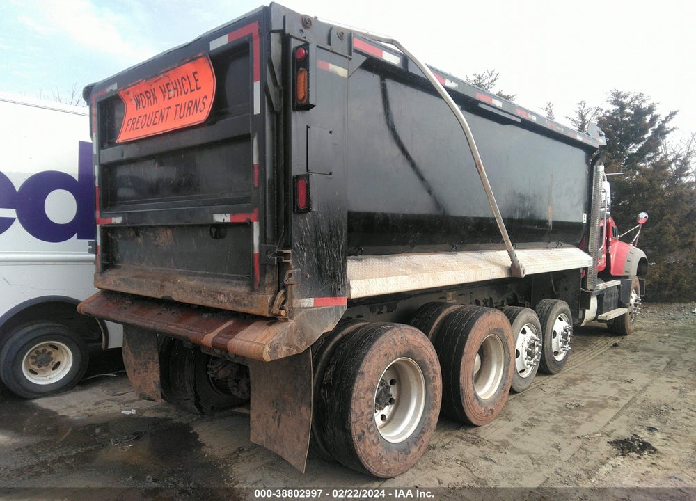 2016 MACK 700 GU700 VIN: 1M2AX07C4GM026194