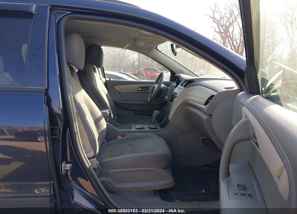 2016 CHEVROLET TRAVERSE VIN: 1GNKRFKDXGJ238449