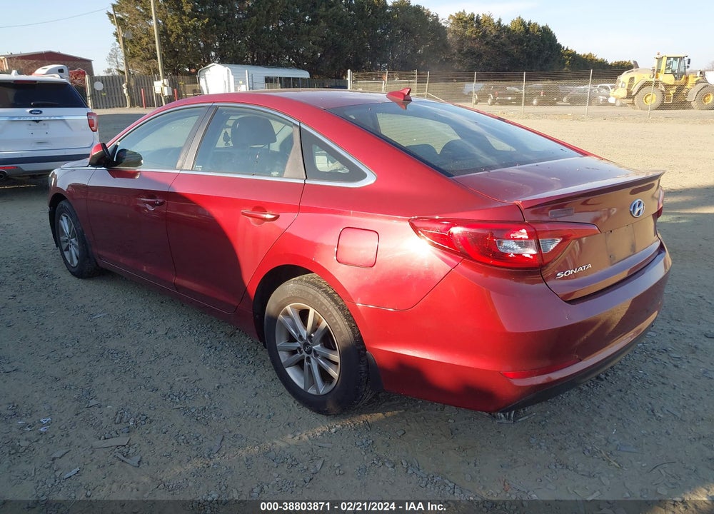 2015 HYUNDAI SONATA SE VIN: 5NPE24AF8FH227006