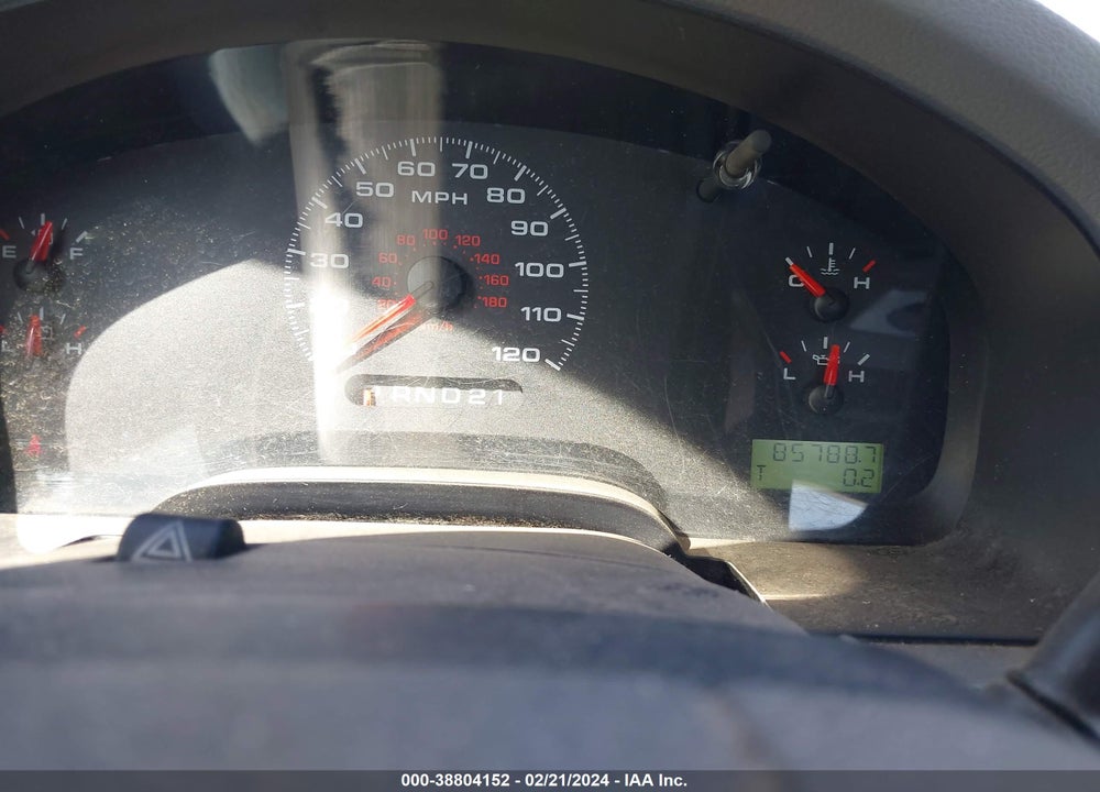 2005 FORD F-150 STX/XL/XLT VIN: 1FTRX12W65FA94786