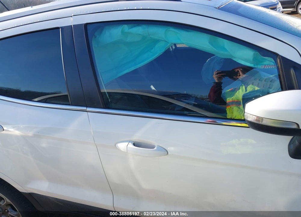 2018 FORD ECOSPORT TITANIUM VIN: MAJ6P1WL3JC162515