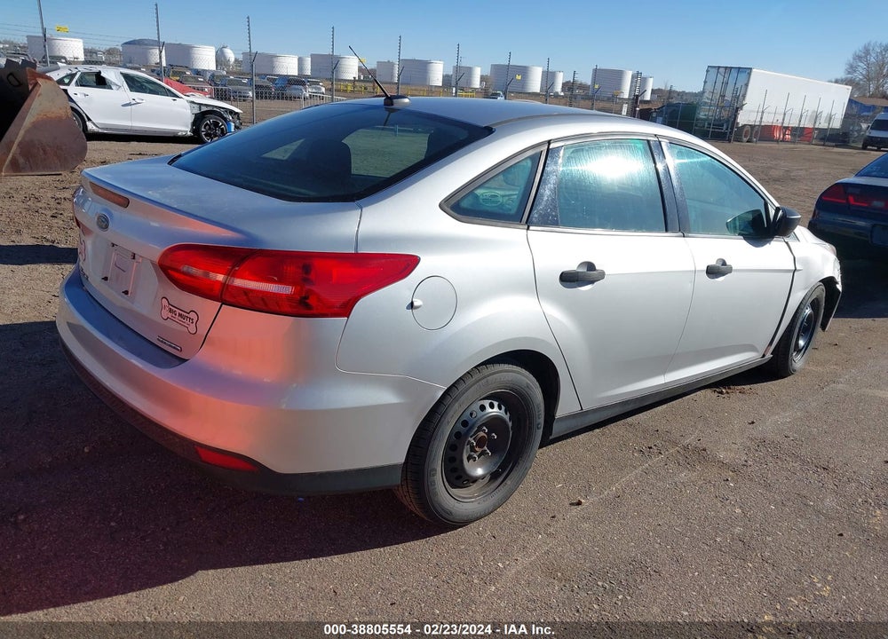 2016 FORD FOCUS S VIN: 1FADP3E21GL212574