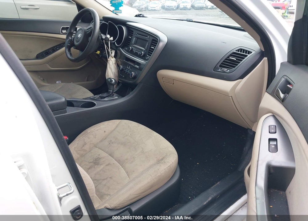 2015 KIA OPTIMA LX VIN: KNAGM4A77F5658655