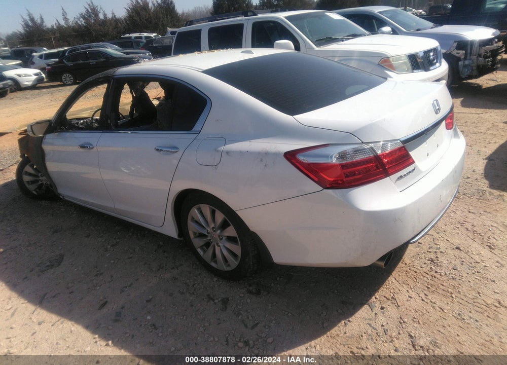2015 HONDA ACCORD EX-L V-6 VIN: 1HGCR3F80FA030704