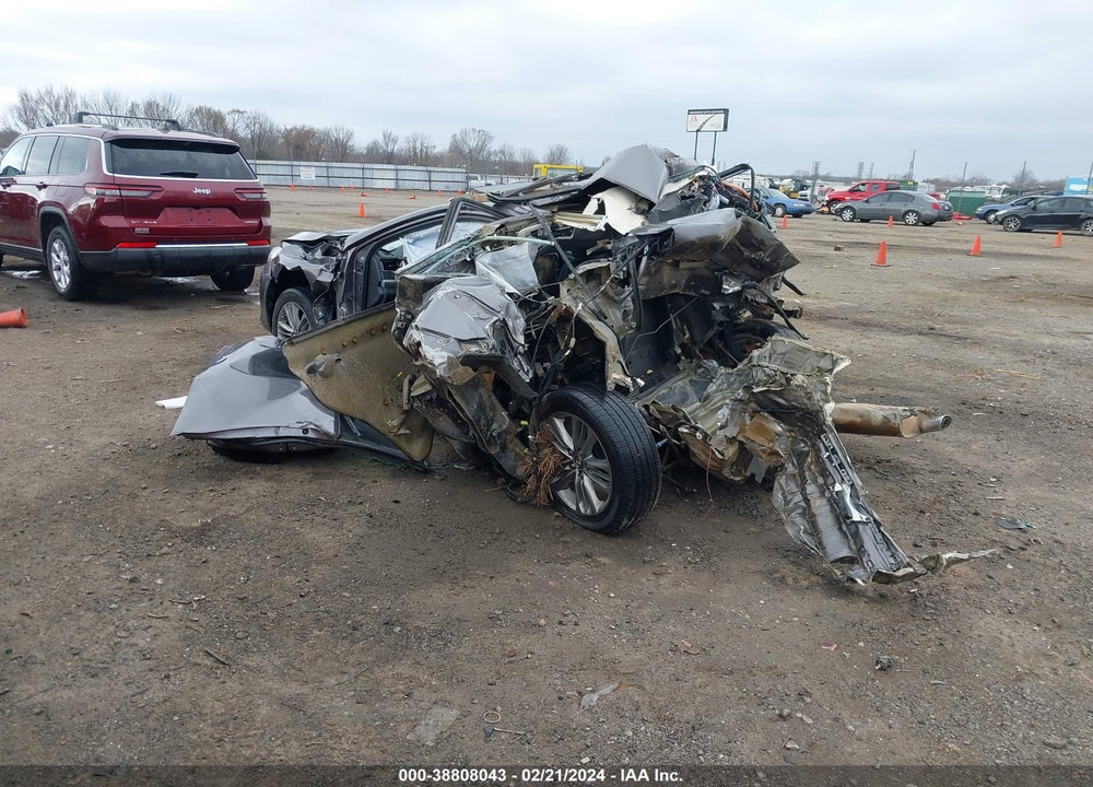2017 TOYOTA CAMRY SE VIN: 4T1BF1FK0HU326449