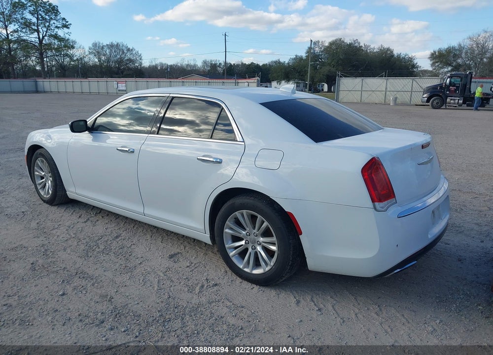 2016 CHRYSLER 300C VIN: 2C3CCAEG3GH181671