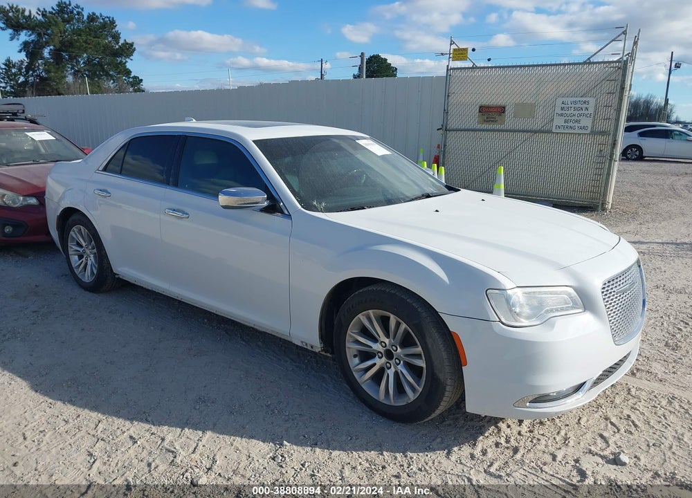2016 CHRYSLER 300C VIN: 2C3CCAEG3GH181671