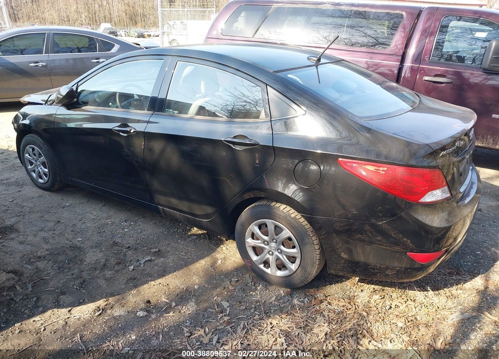 2013 HYUNDAI ACCENT GLS VIN: KMHCT4AE1DU556396