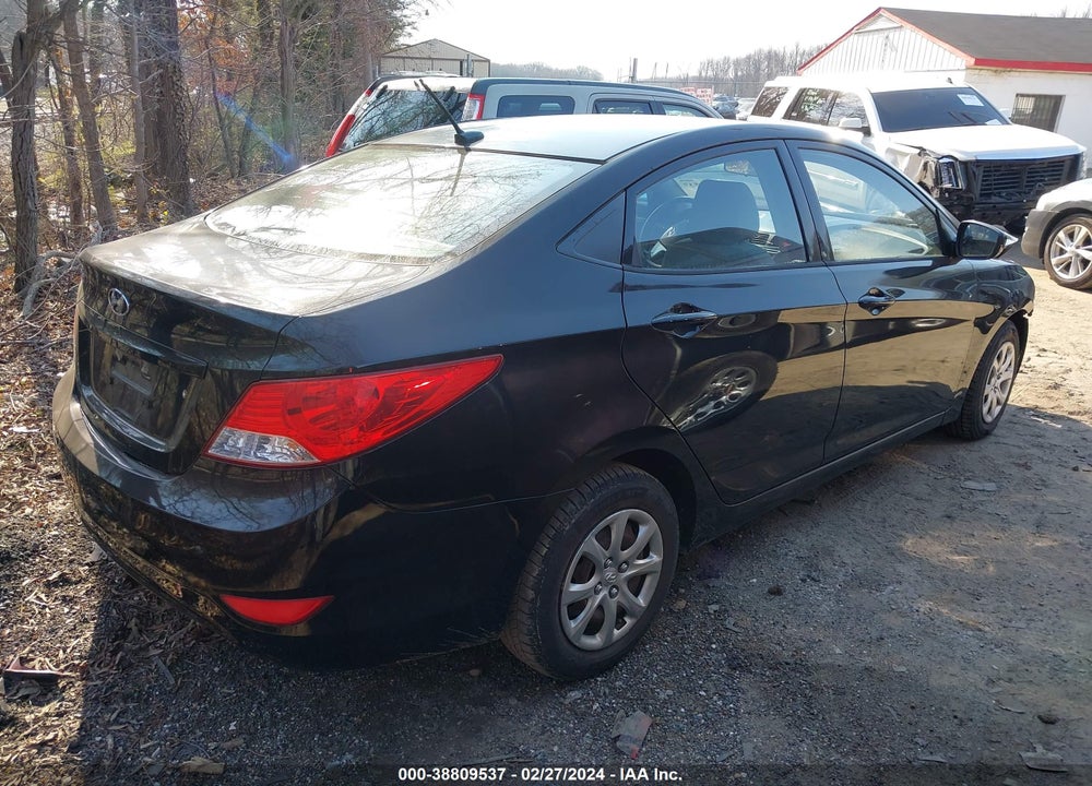 2013 HYUNDAI ACCENT GLS VIN: KMHCT4AE1DU556396