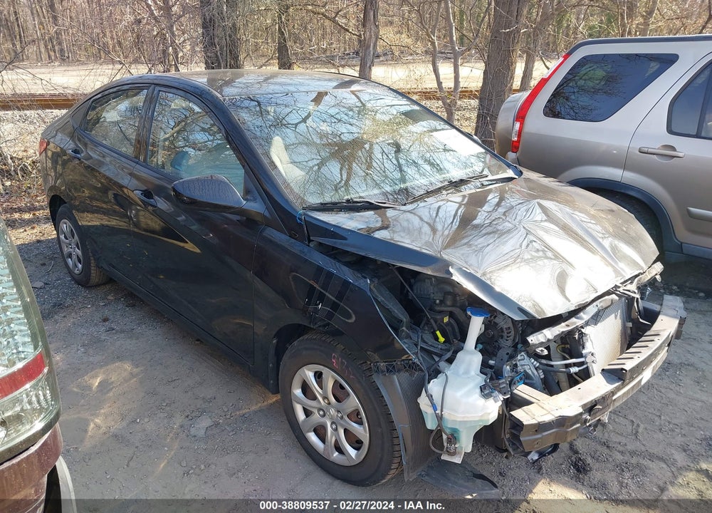 2013 HYUNDAI ACCENT GLS VIN: KMHCT4AE1DU556396