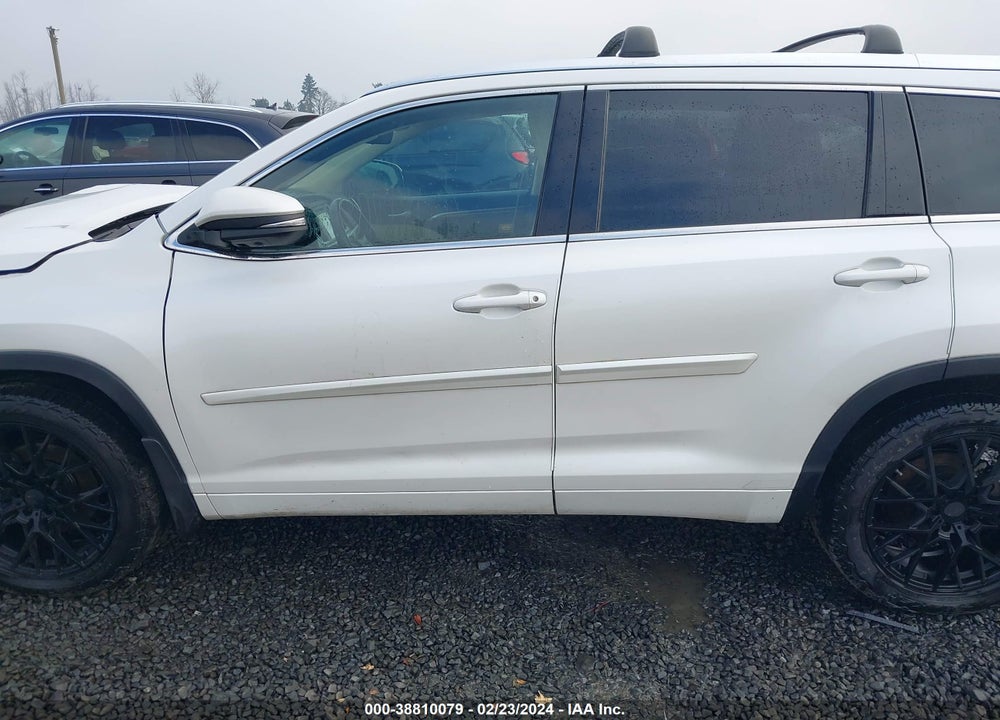 2019 TOYOTA HIGHLANDER LIMITED/PLATINUM VIN: 5TDDZRFH9KS921741