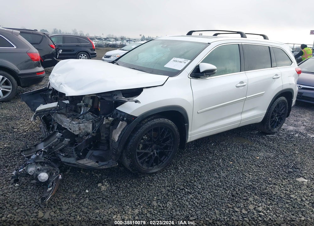 2019 TOYOTA HIGHLANDER LIMITED/PLATINUM VIN: 5TDDZRFH9KS921741