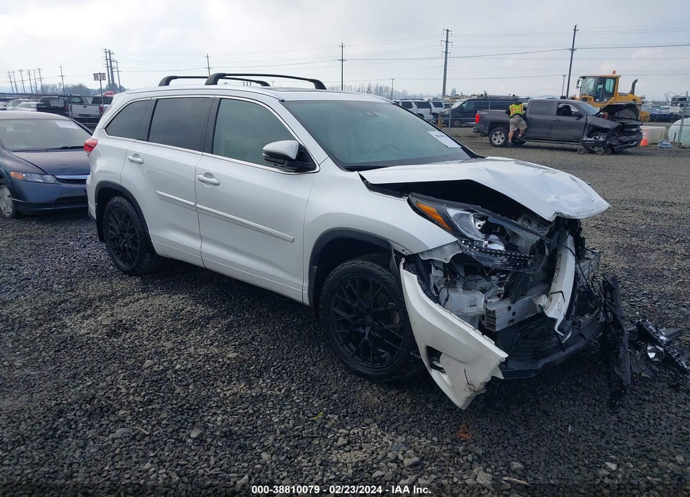 2019 TOYOTA HIGHLANDER LIMITED/PLATINUM VIN: 5TDDZRFH9KS921741