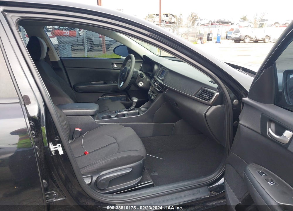 2017 KIA OPTIMA LX VIN: KNAGT4L37H5151707
