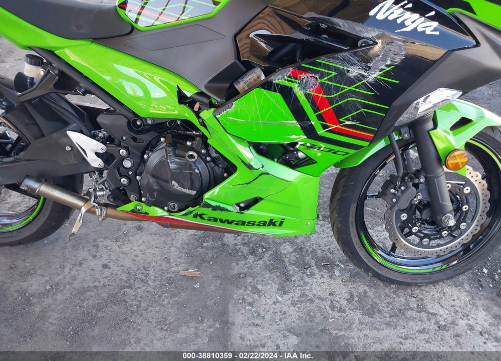2023 KAWASAKI EX400 VIN: JKAEXKH13PDAN8632