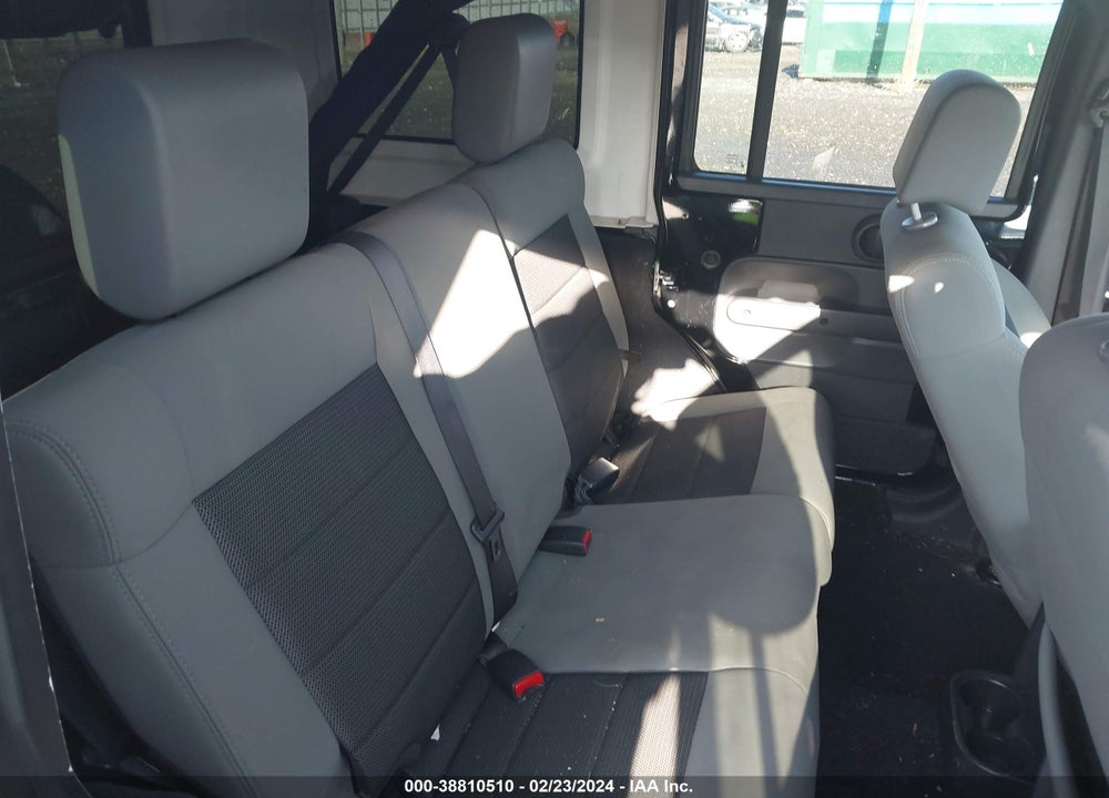 2010 JEEP WRANGLER UNLIMITED SPORT VIN: 1J4BA3H18AL141008
