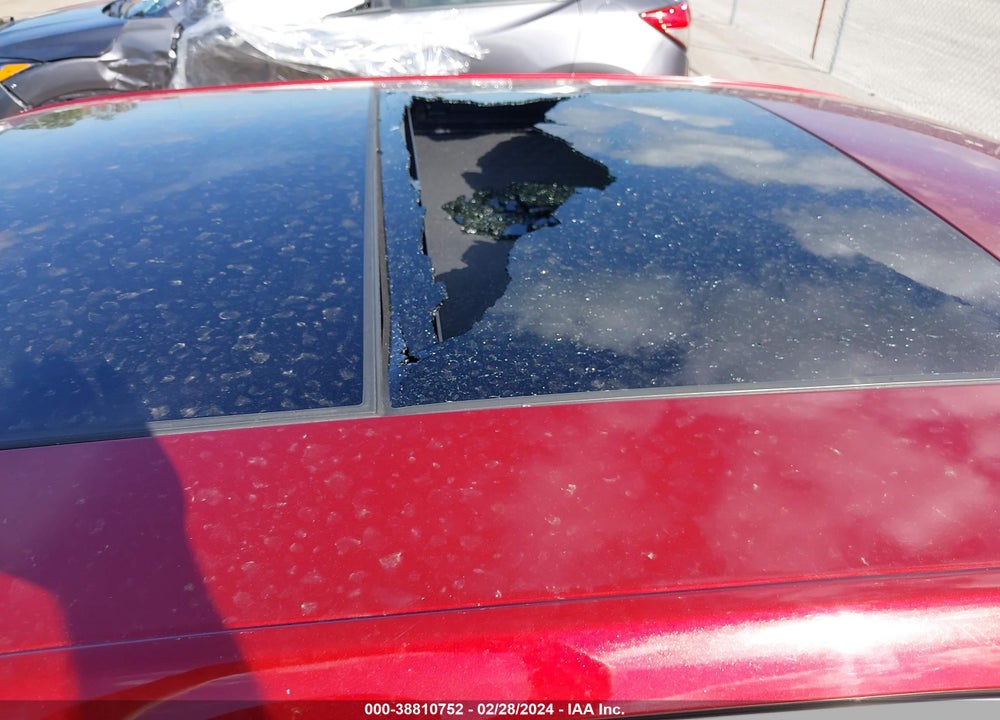 2014 CHRYSLER 300 VIN: 2C3CCAAG5EH166477