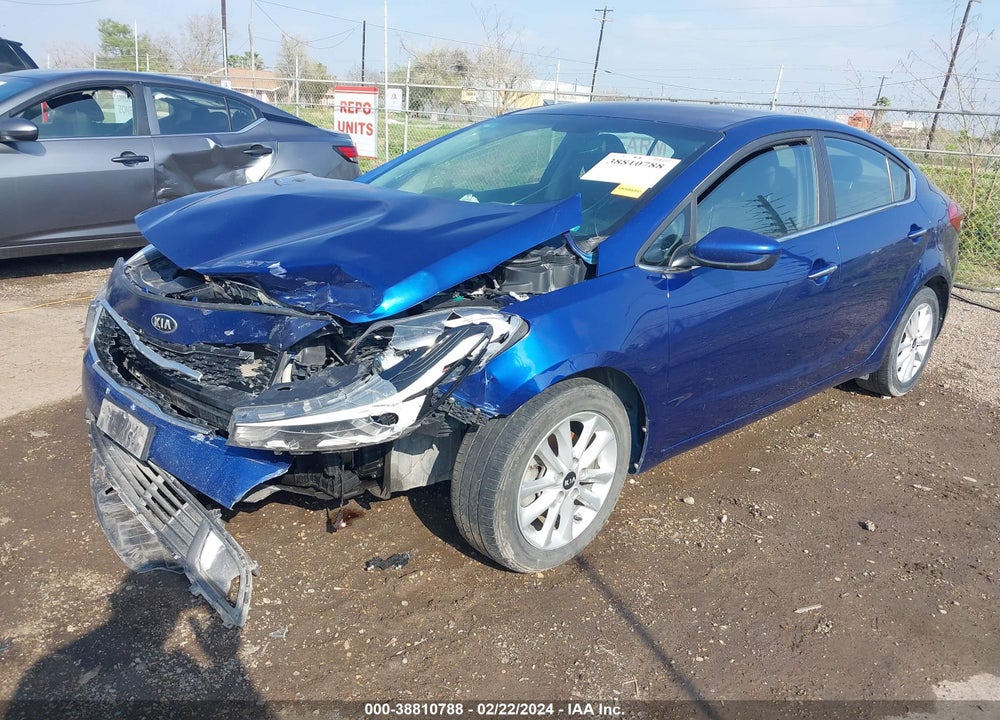 2018 KIA FORTE LX VIN: 3KPFK4A77JE238184