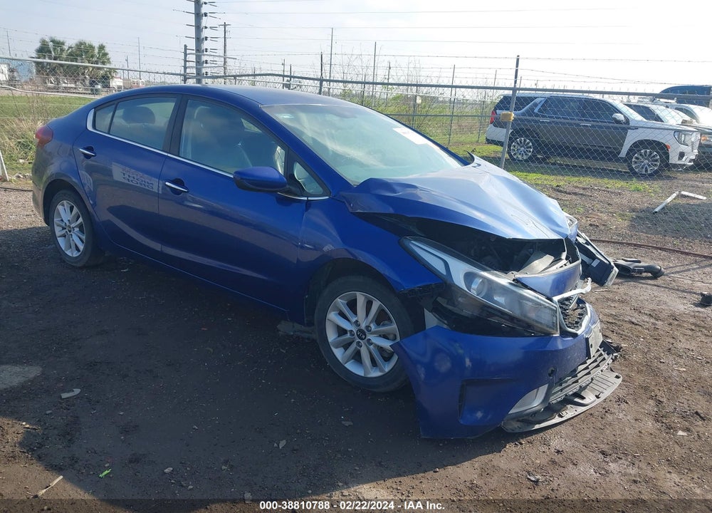 2018 KIA FORTE LX VIN: 3KPFK4A77JE238184