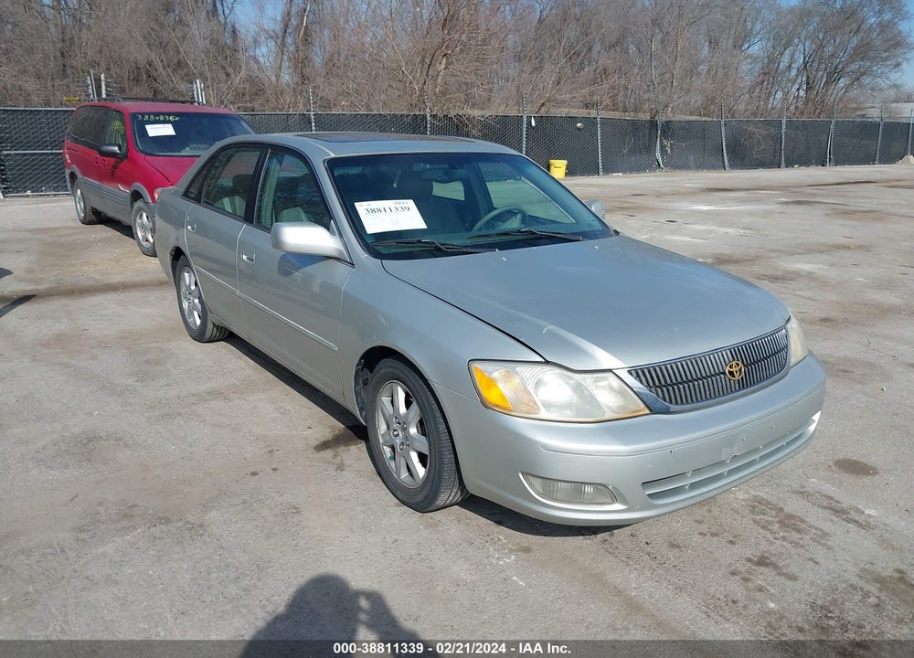 2000 TOYOTA AVALON XLS VIN: 4T1BF28B3YU014175