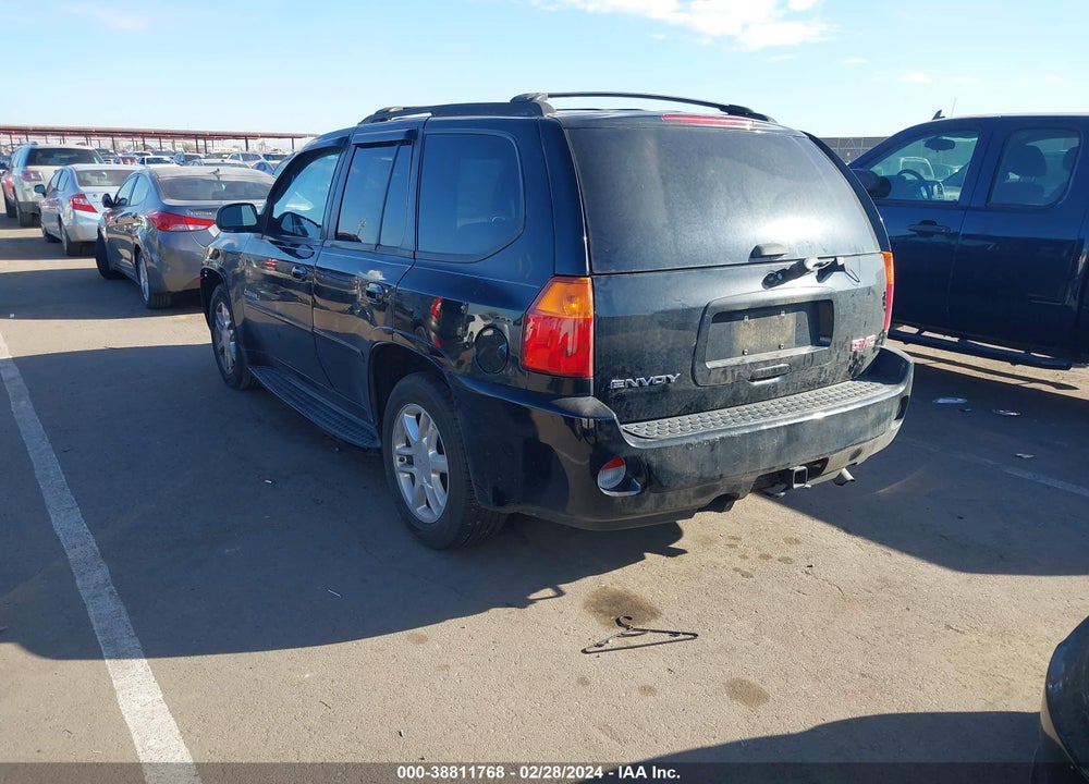 2008 GMC ENVOY DENALI VIN: 1GKET63M382105442